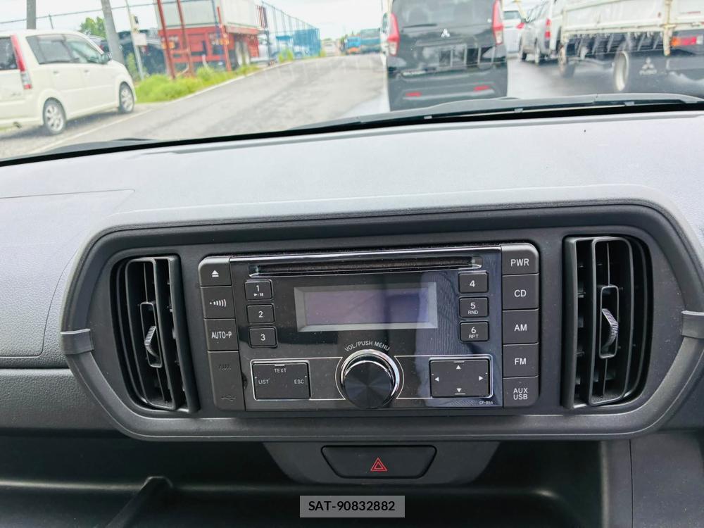 Toyota PASSO 2020-05 7496369-18