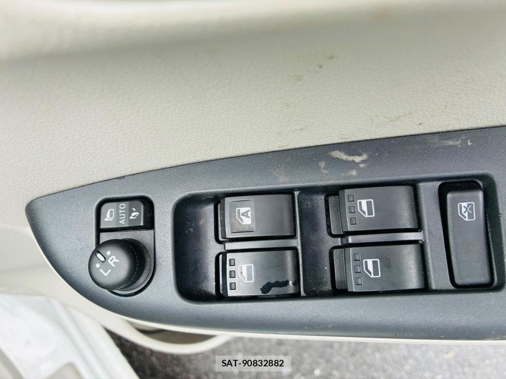 Toyota PASSO 2020-05 7496369-21
