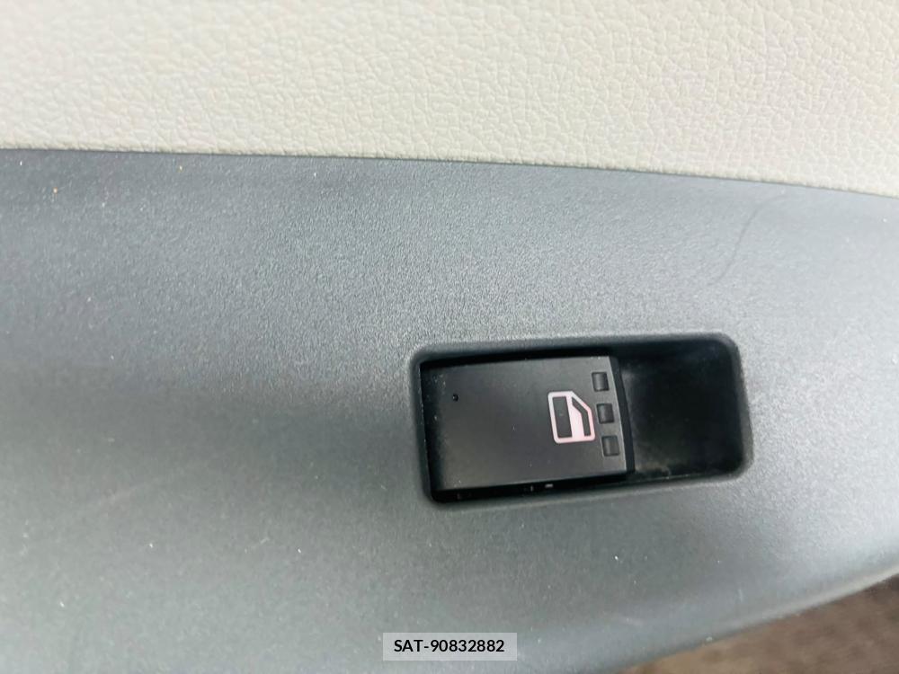 Toyota PASSO 2020-05 7496369-23
