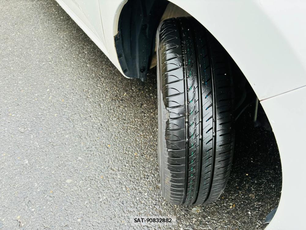 Toyota PASSO 2020-05 7496369-32