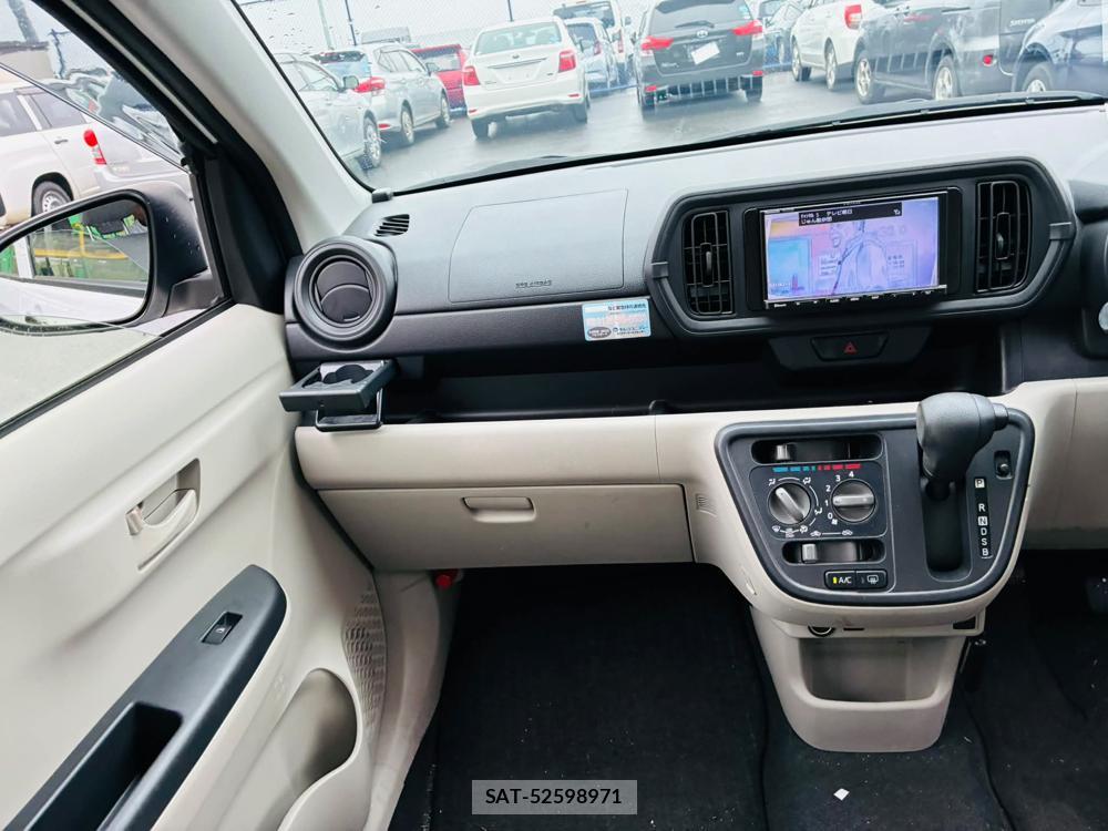 Toyota PASSO 2019-04 7408218-17