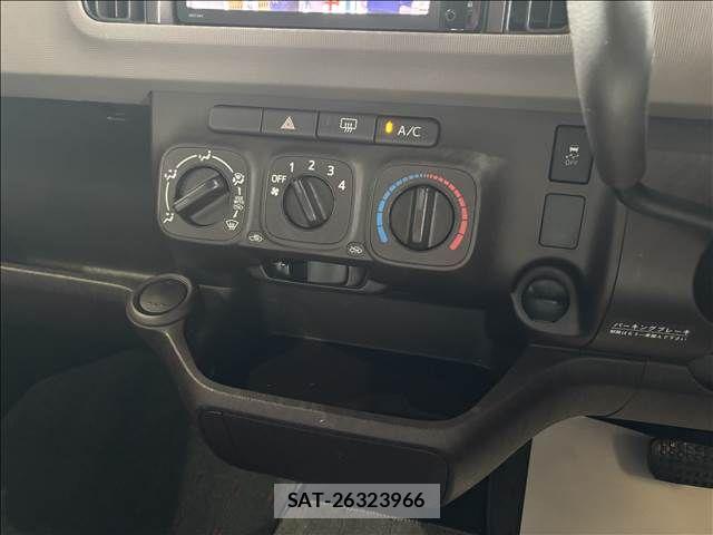 Toyota PASSO 2015-11 7727075-20
