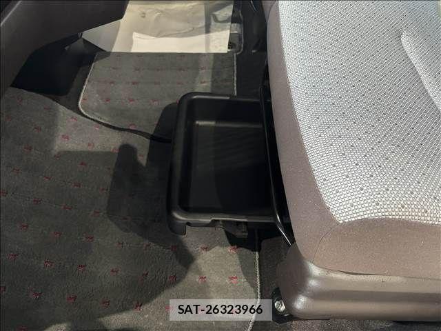 Toyota PASSO 2015-11 7727075-26