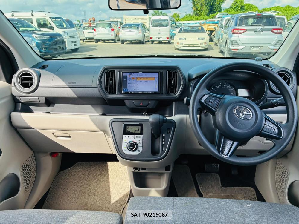 Toyota PASSO 2019-06 7605452-12