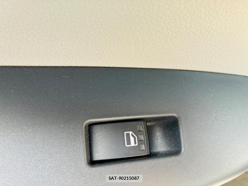 Toyota PASSO 2019-06 7605452-23