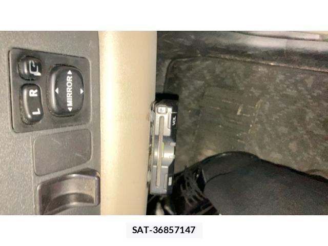 Toyota PASSO 2009-10 7727091-17