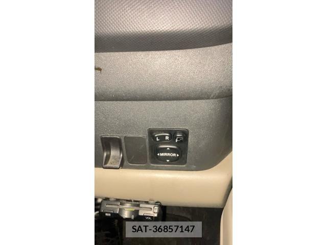 Toyota PASSO 2009-10 7727091-18