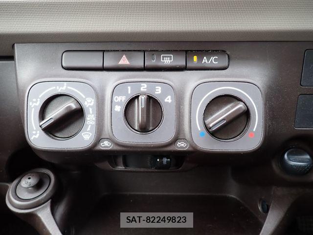 Toyota PASSO 2011-12 7788138-12