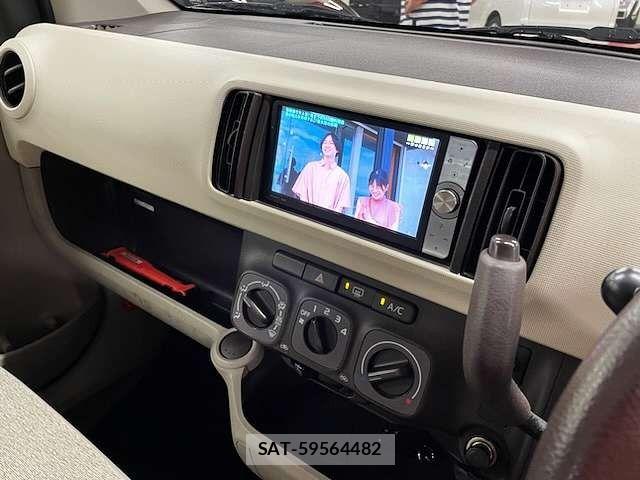 Toyota PASSO 2011-08 7878732-3