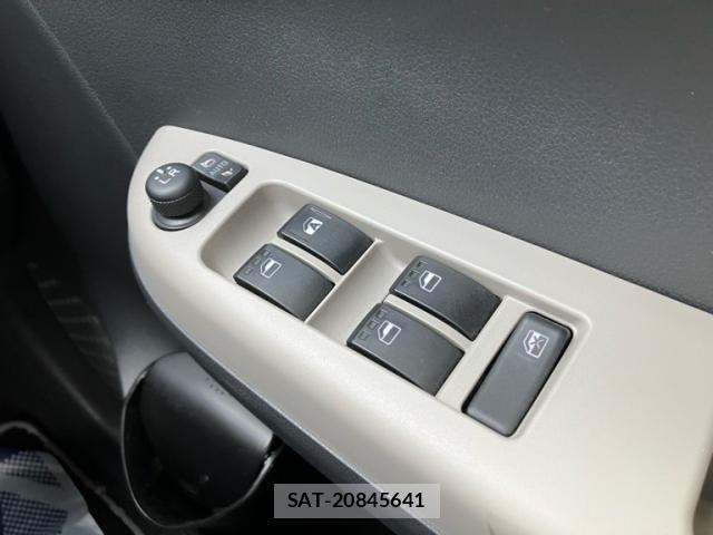 Toyota PASSO 2018-04 7903215-15