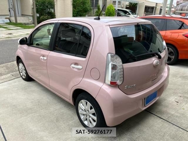 Toyota PASSO 2015-08 8037557-2