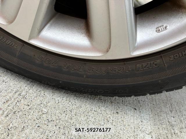 Toyota PASSO 2015-08 8037557-6