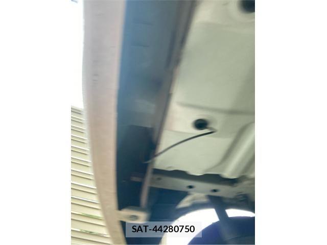 Toyota PASSO 2014-06 8037556-12