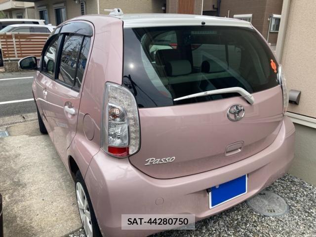 Toyota PASSO 2014-06 8037556-2