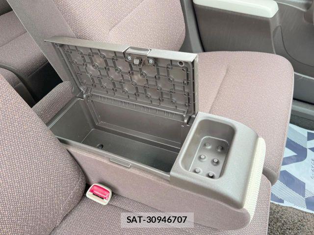Toyota PASSO 2011-08 8037555-6