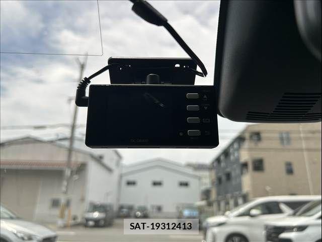 Toyota PASSO 2016-06 8075095-24
