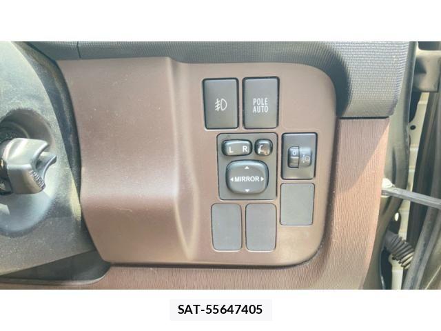 Toyota PASSO 2013-08 8101168-14