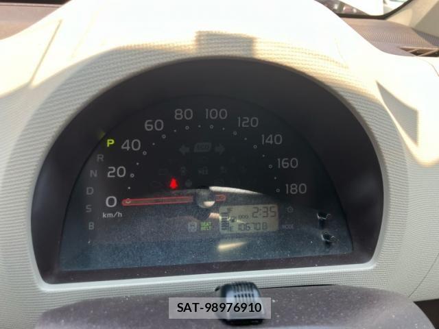 Toyota PASSO 2011-11 8101165-16