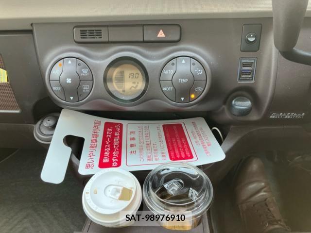 Toyota PASSO 2011-11 8101165-17