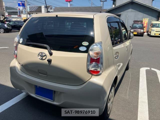 Toyota PASSO 2011-11 8101165-5
