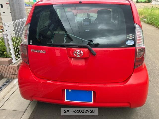 Toyota PASSO 2009-10 8101166-12