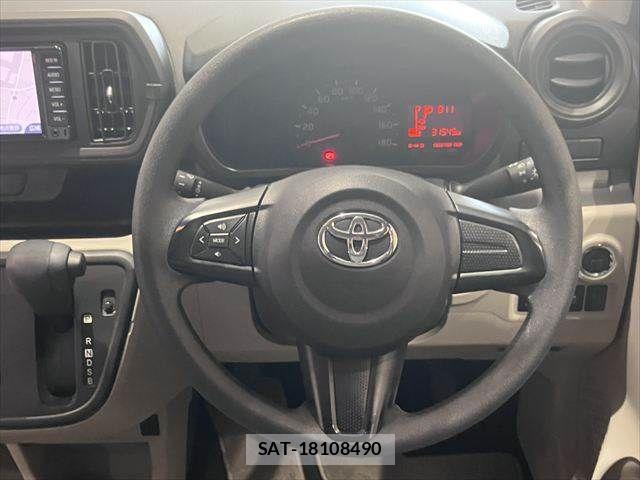 Toyota PASSO 2018-06 8101161-10