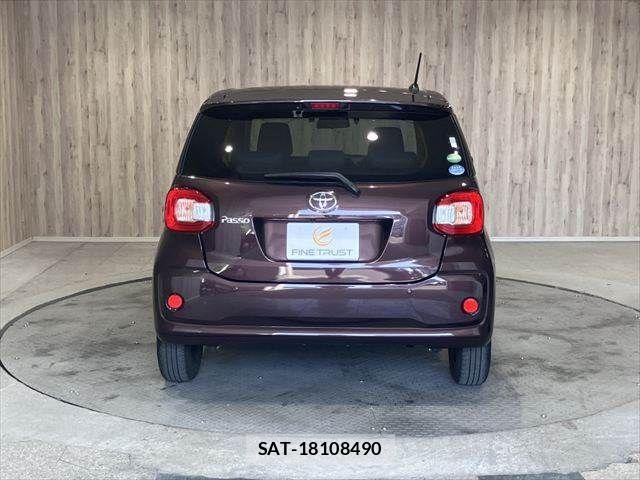 Toyota PASSO 2018-06 8101161-18