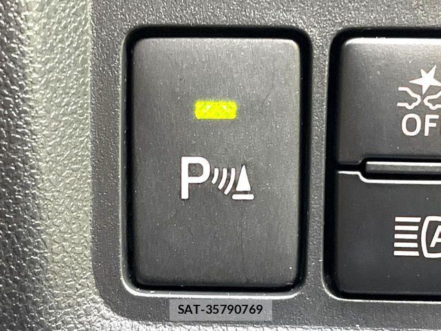 Toyota PASSO 2019-01 8101156-5