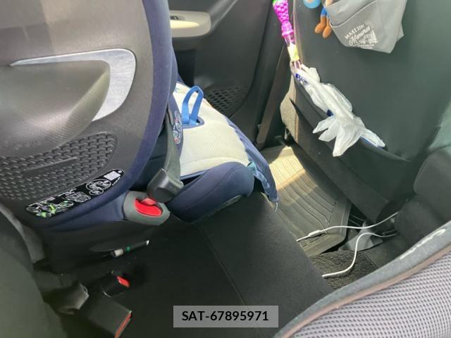 Toyota PASSO 2017-07 8101163-18