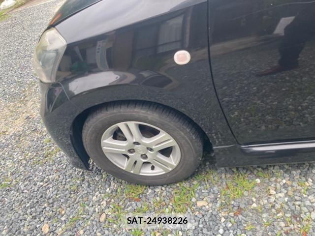 Toyota PASSO 2006-01 8101164-6