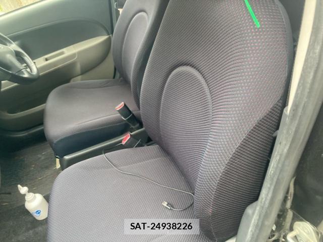 Toyota PASSO 2006-01 8101164-7