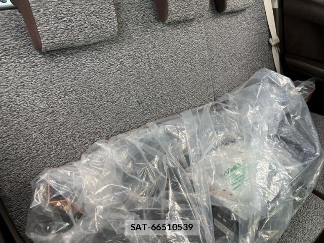 Toyota PASSO 2014-03 8101162-12