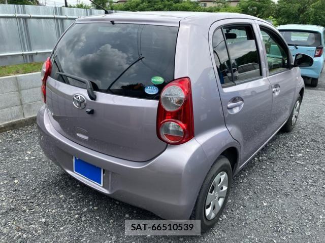 Toyota PASSO 2014-03 8101162-4
