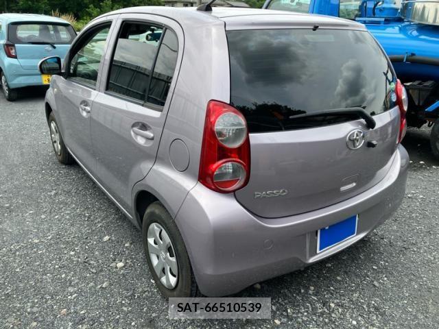 Toyota PASSO 2014-03 8101162-5