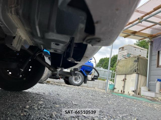 Toyota PASSO 2014-03 8101162-7