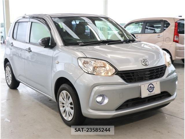Toyota PASSO 2017-08 8131833-18