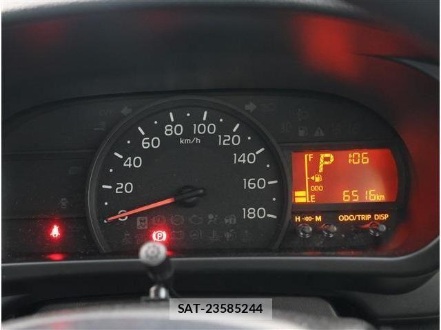 Toyota PASSO 2017-08 8131833-6