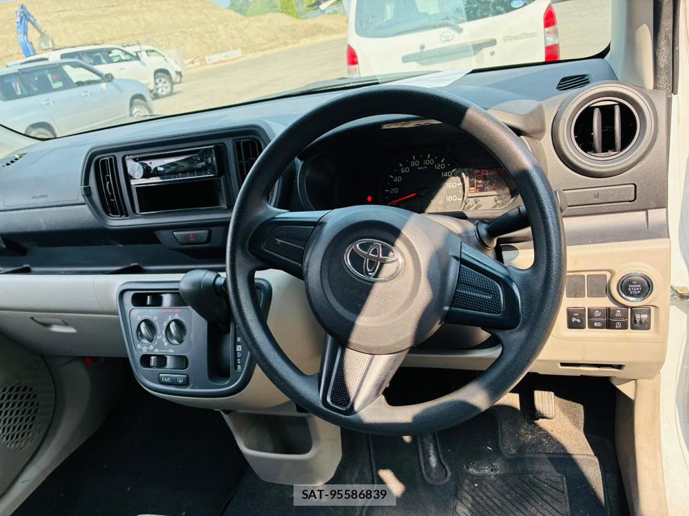 Toyota PASSO 2019-07 8079872-14