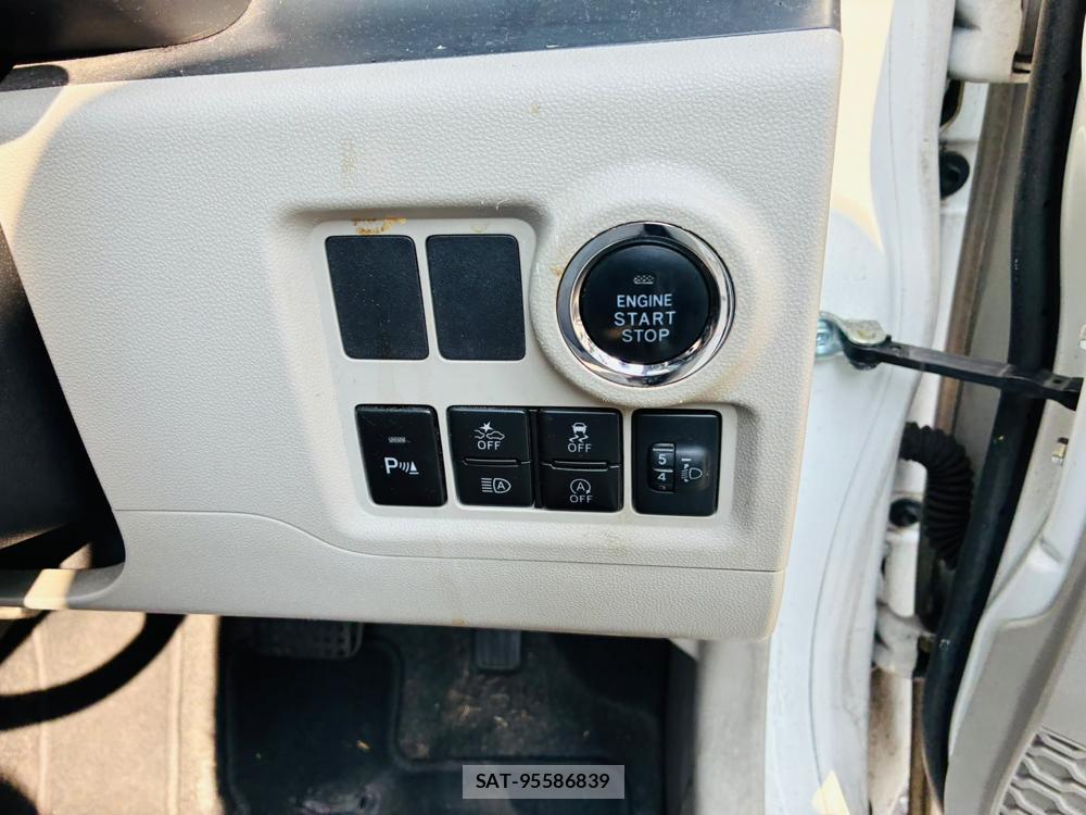 Toyota PASSO 2019-07 8079872-16