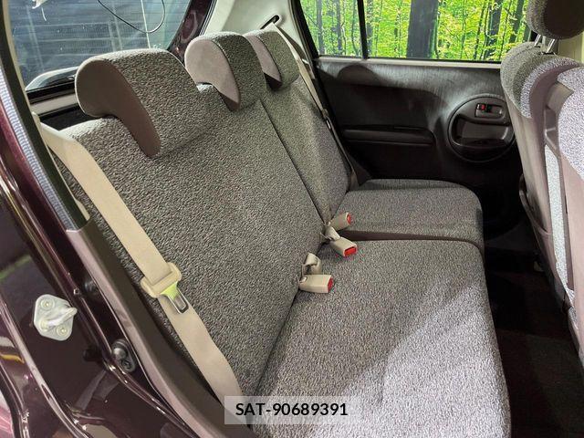 Toyota PASSO 2013-03 8131834-8
