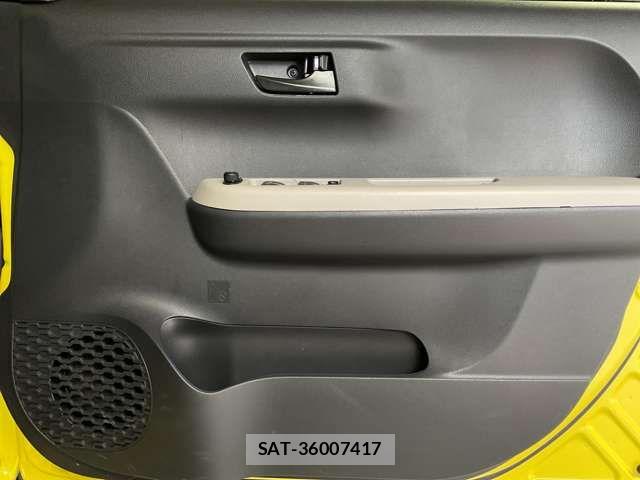 Toyota PASSO 2019-01 8158992-17