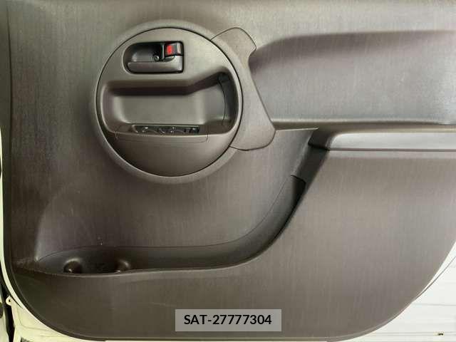 Toyota PASSO 2013-11 8158993-14