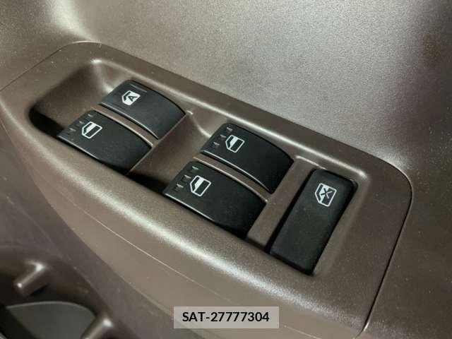 Toyota PASSO 2013-11 8158993-15