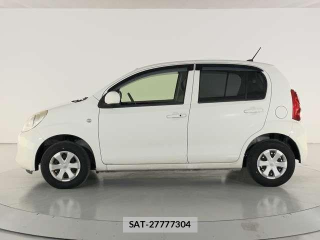 Toyota PASSO 2013-11 8158993-4
