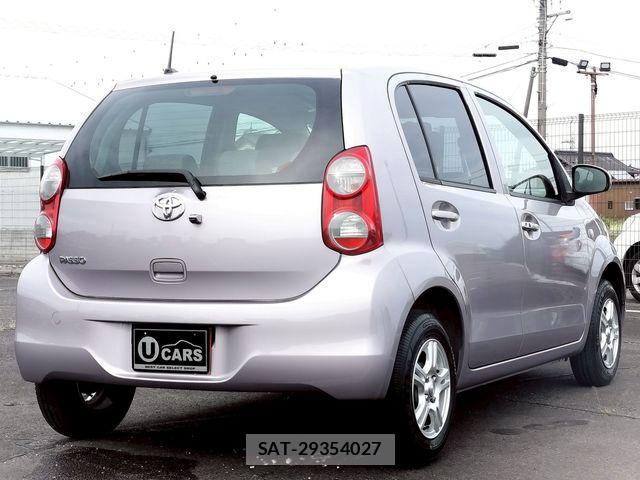 Toyota PASSO 2013-06 8209493-1