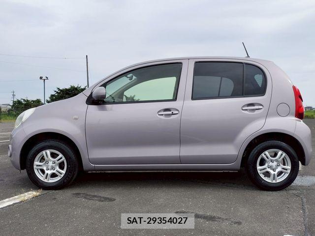 Toyota PASSO 2013-06 8209493-3