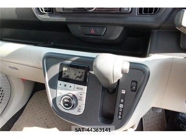 Toyota PASSO 2018-08 8209489-15