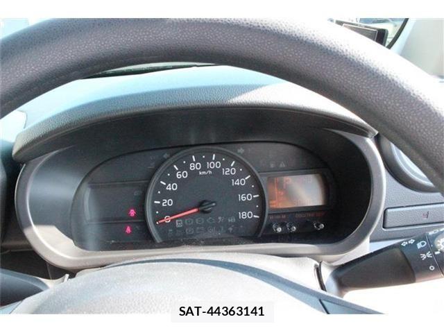 Toyota PASSO 2018-08 8209489-16