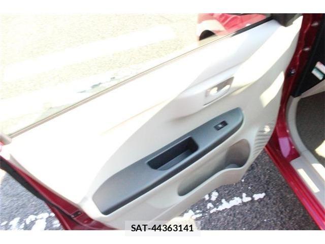 Toyota PASSO 2018-08 8209489-27