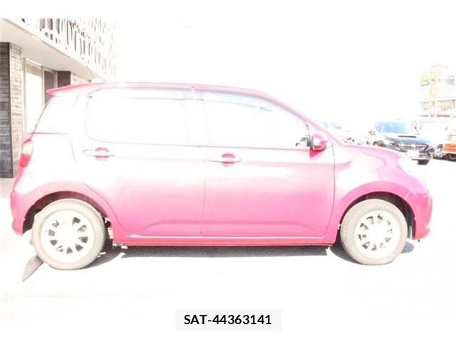 Toyota PASSO 2018-08 8209489-6